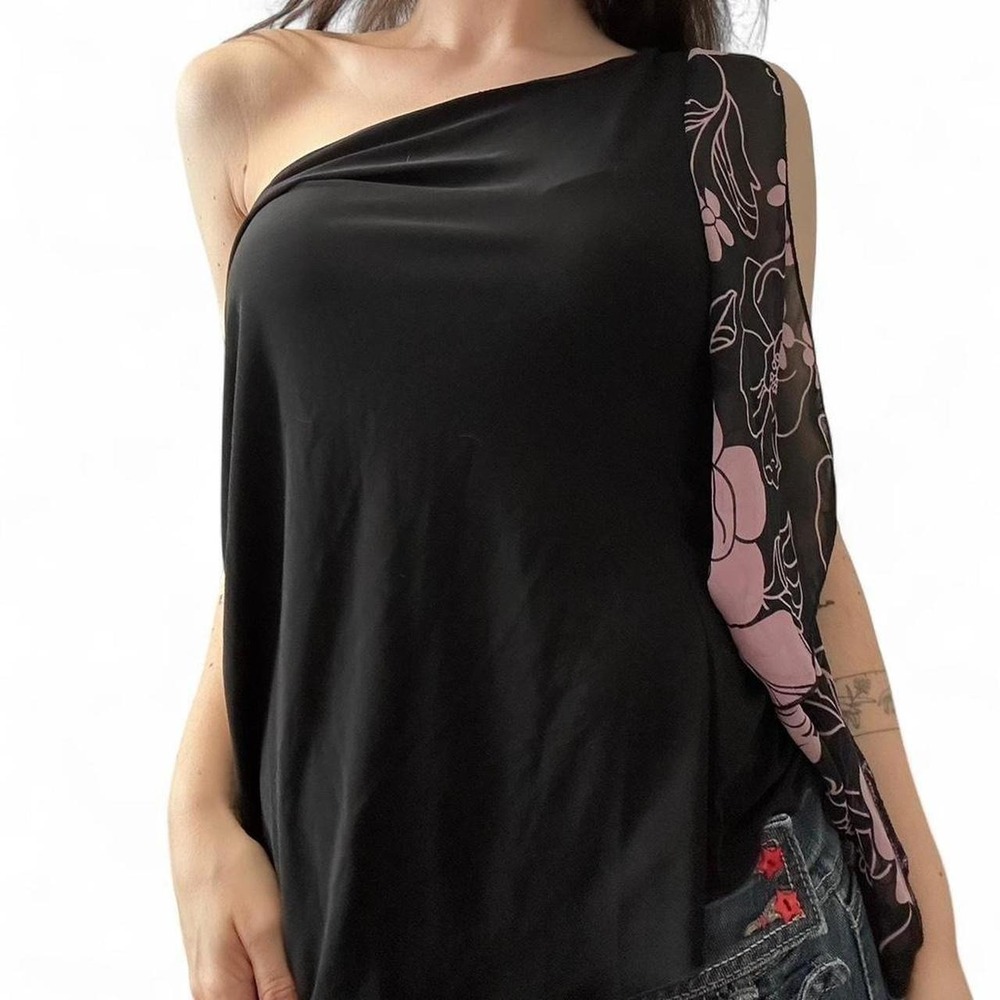 Girl Talk y2k asymmetric tube top